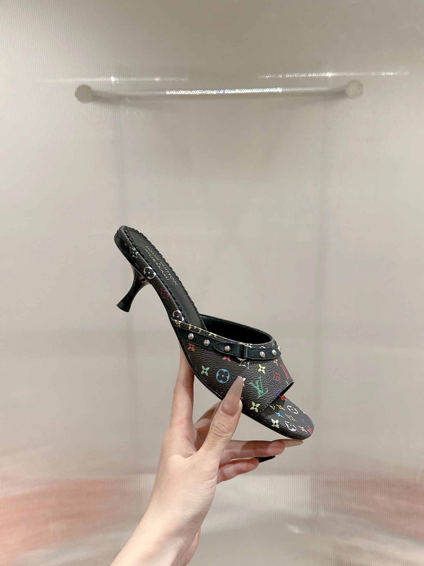 COCO-- 8V 1AGWQH Heel height：5.5CM item:E-X158C1840
